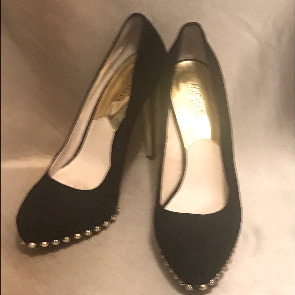 MICHAEL KORS Ailee studded high heel pumps size 9